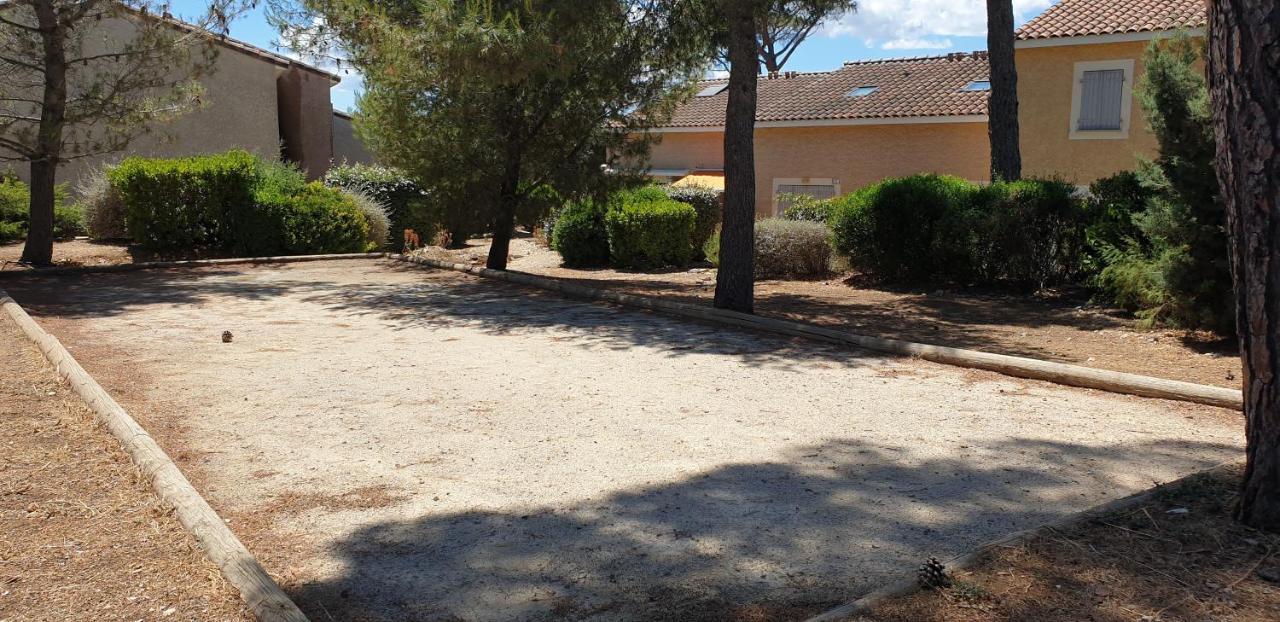 קאלביסון Maison Climatisee Avec Piscine Chauffee מראה חיצוני תמונה